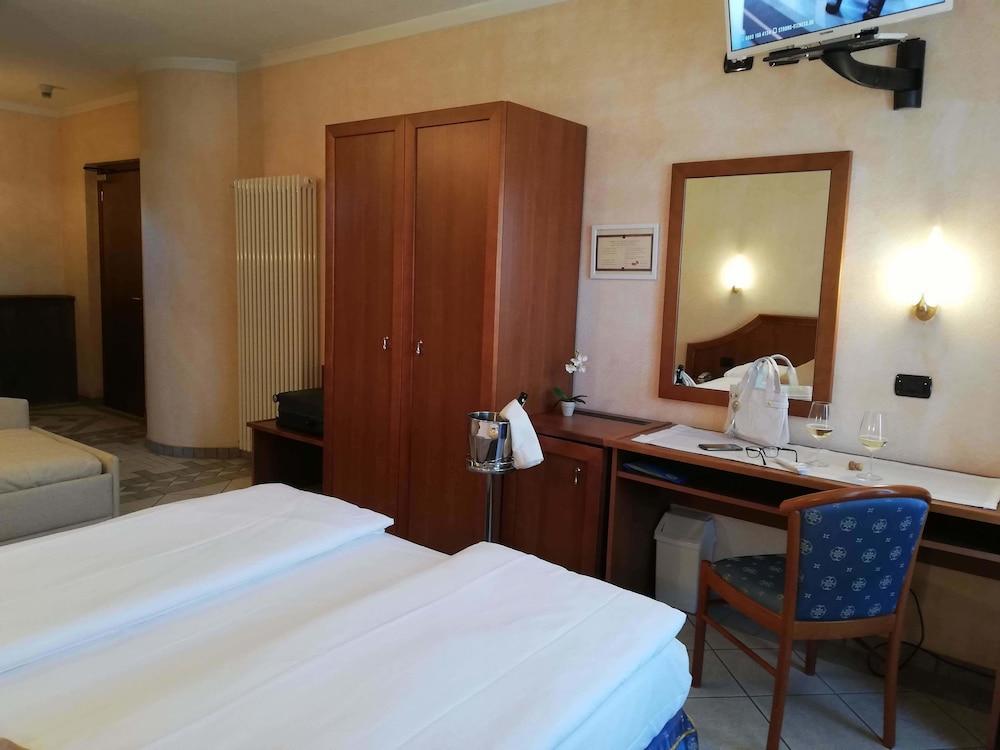 Hotel Giardino Cannobio Ngoại thất bức ảnh